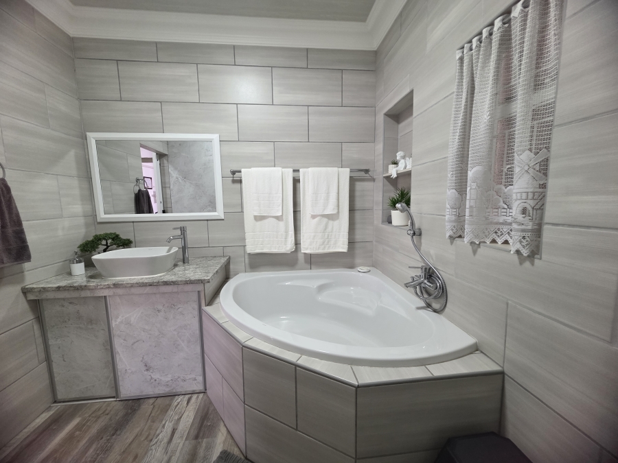 4 Bedroom Property for Sale in Bedelia Free State